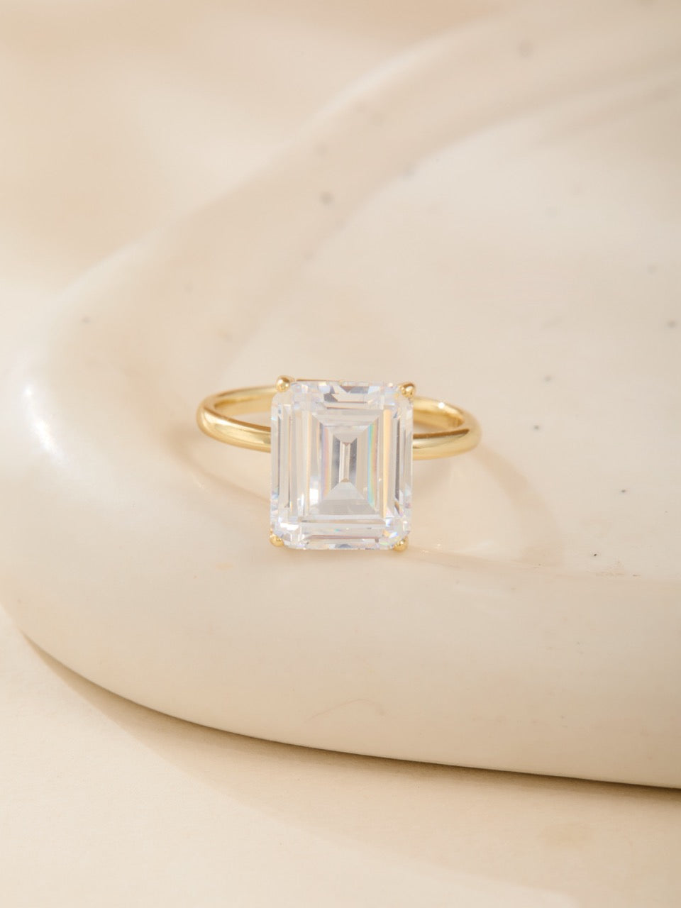 8ct Emerald-Cut Silver Ring