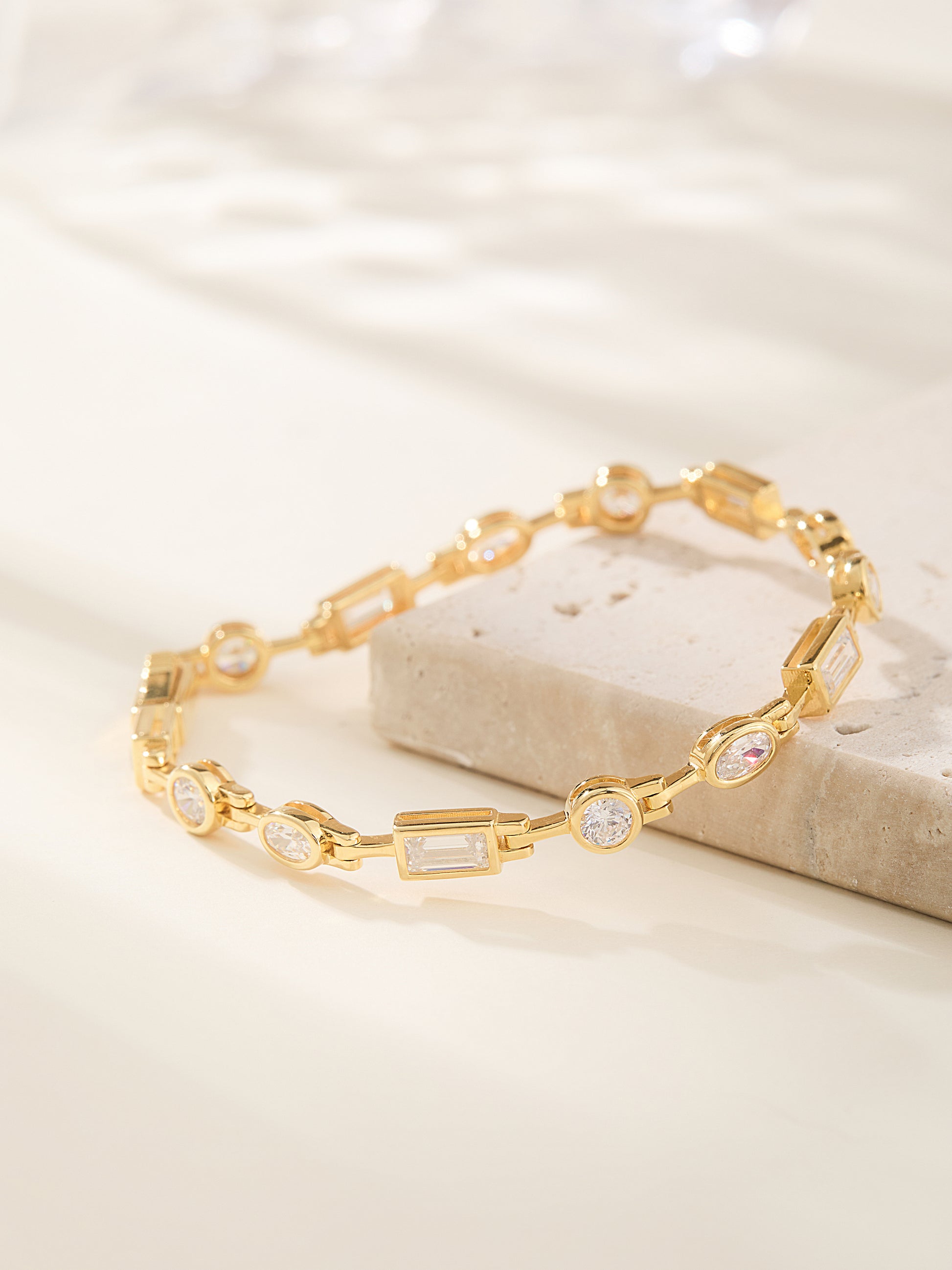 Golden Alternating Cut Bracelet