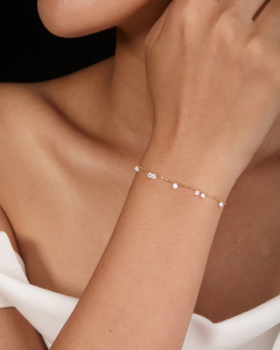 18K Gold 7-Stone Scattered Lab Diamond Bead Chain Adjustable Bracelet (IGI)
