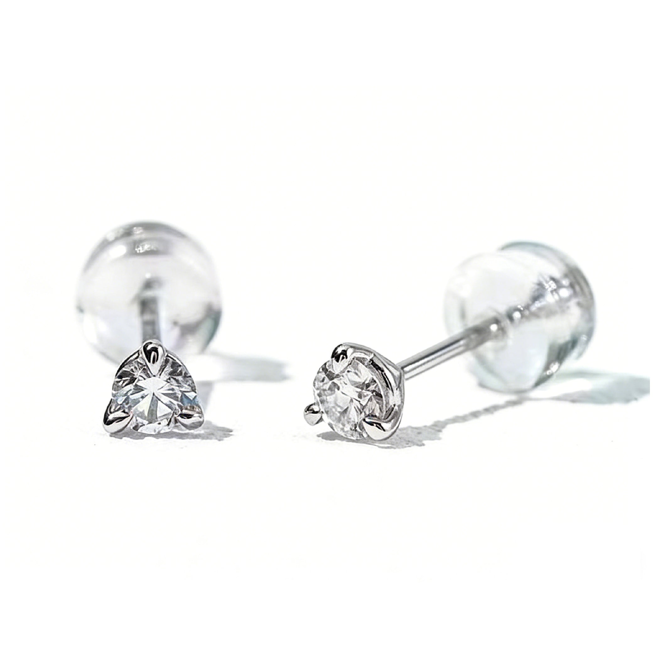 10K 0.05ct Round Brilliant 3-Prong Stud Earrings