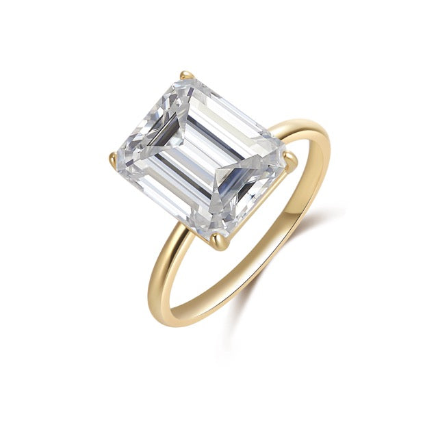 8ct Emerald-Cut Silver Ring