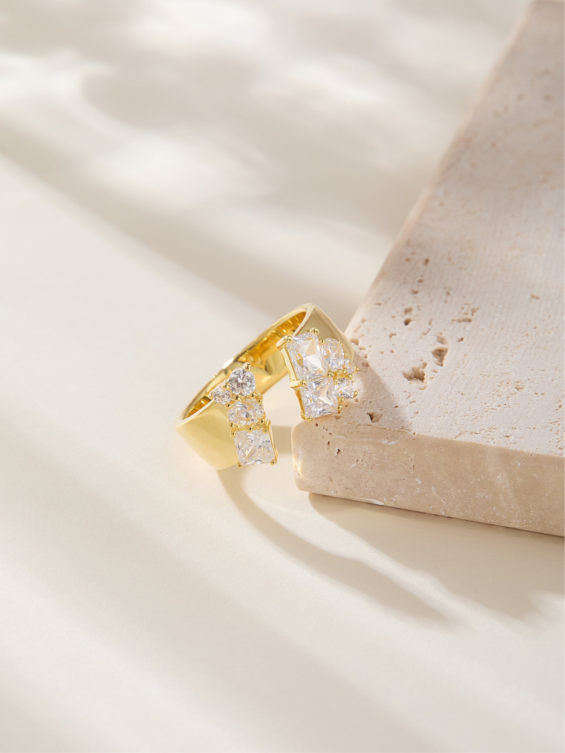 Dual Geometry Diamond Ring